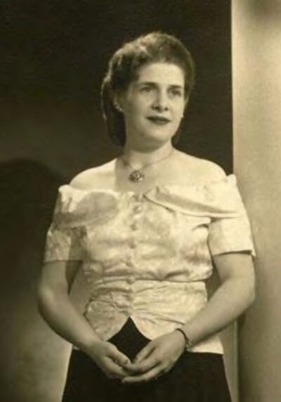 Sophie Nathan wedding portrait